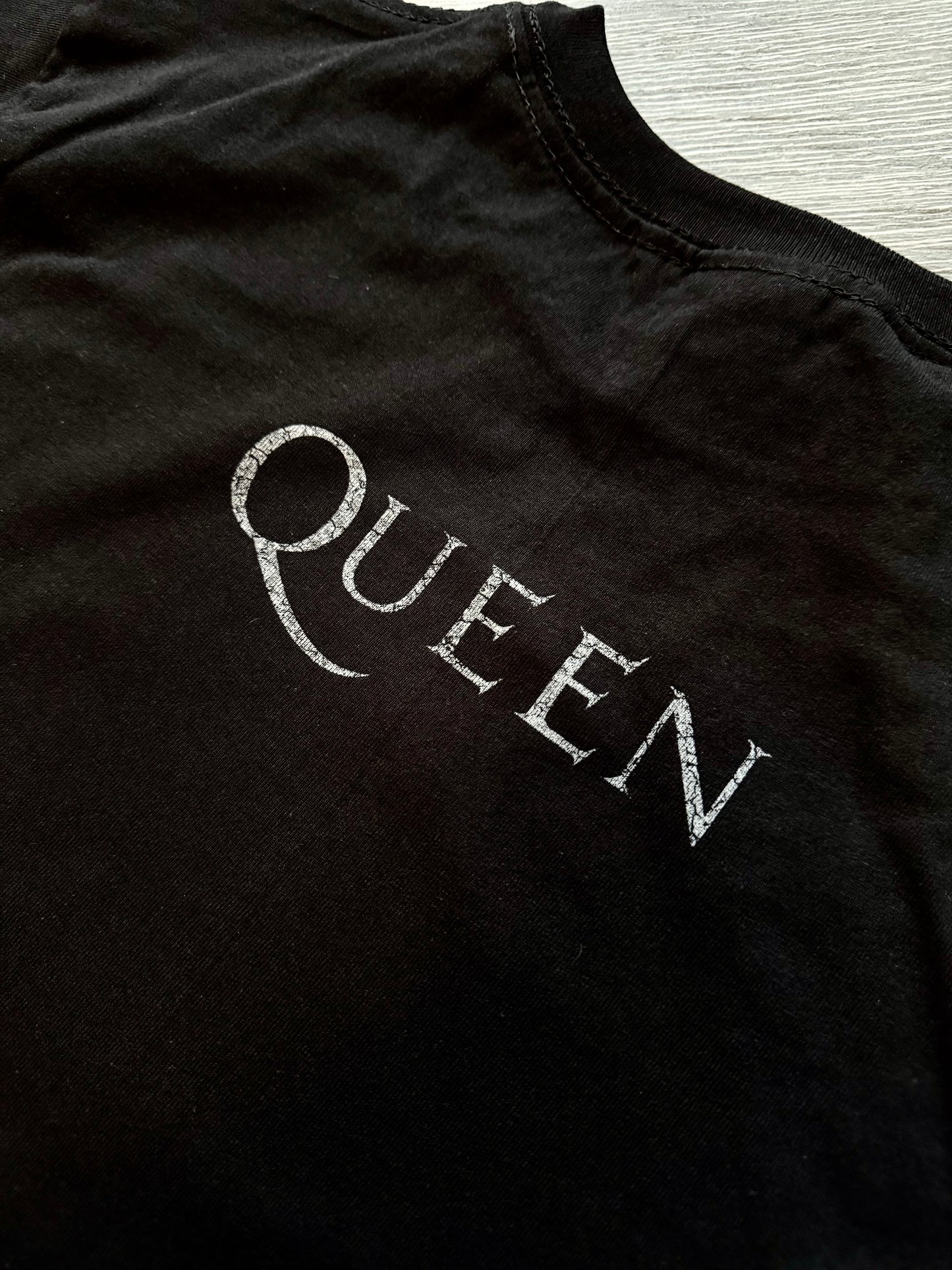 Playera Queen